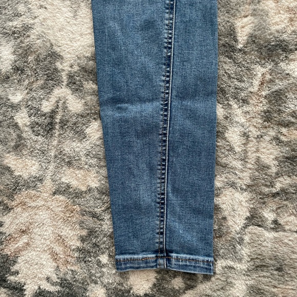 Dynamite Kate Jeans - Size 27 - Picture 3 of 5